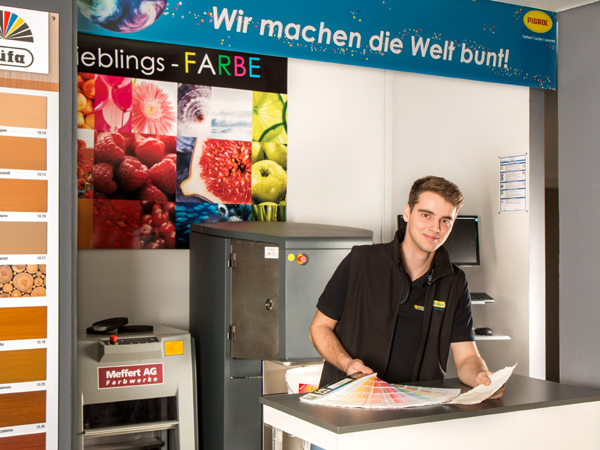 Farben Brück Service – Farbmischanlage